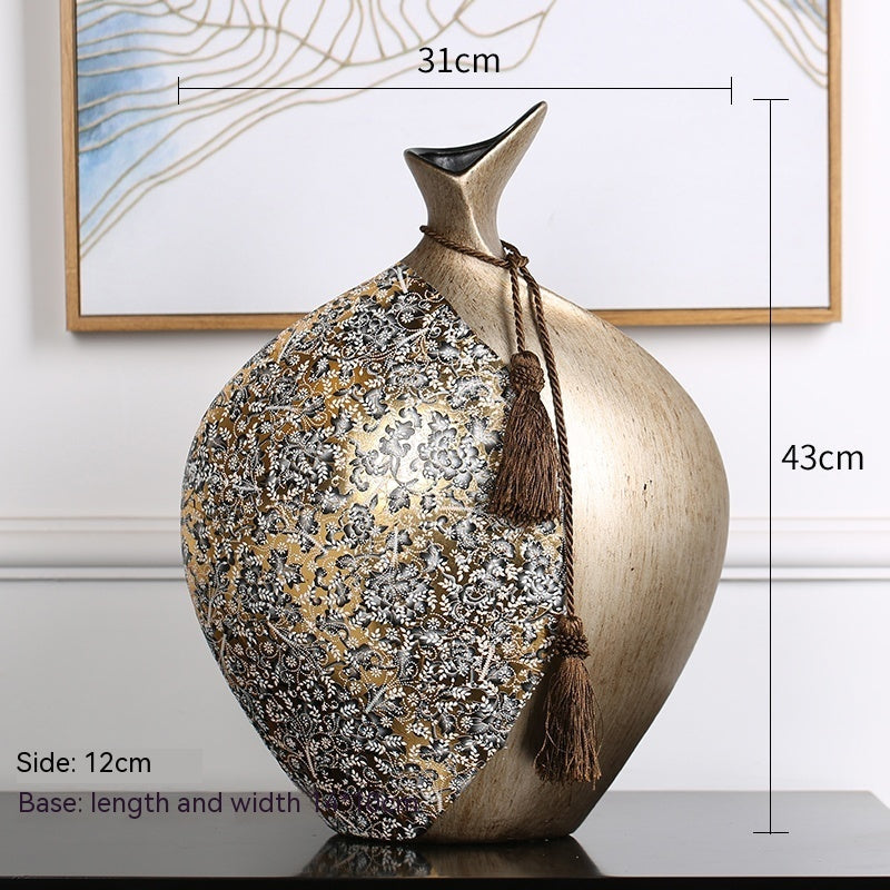 Beautiful Chinese Style Resin and Ceramic Vases