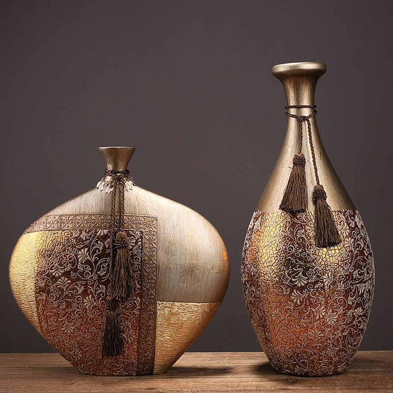 Beautiful Chinese Style Resin and Ceramic Vases